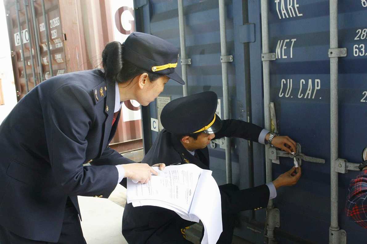 進(jìn)出口報(bào)關(guān)、報(bào)檢服務(wù)